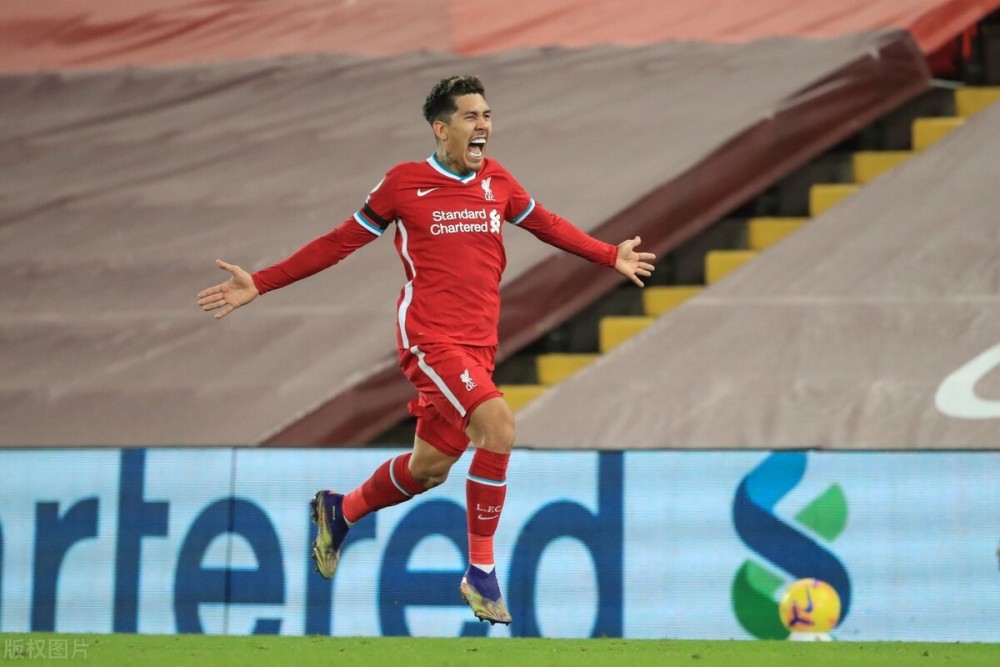 意大利逆袭克罗地亚，菲尔米诺进球成为焦点