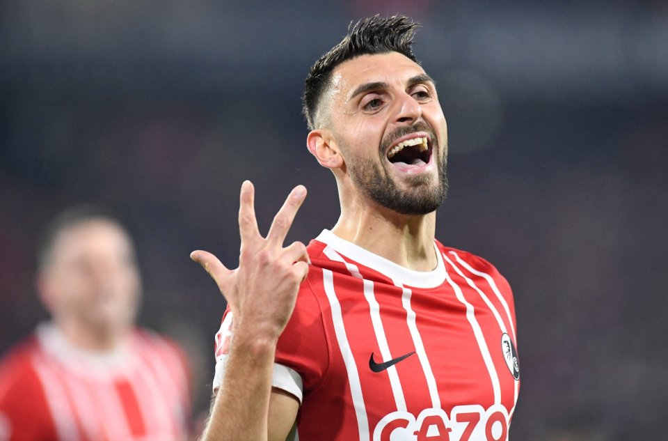 关于奥格斯堡爆冷客场大胜，赢得关键三分的信息