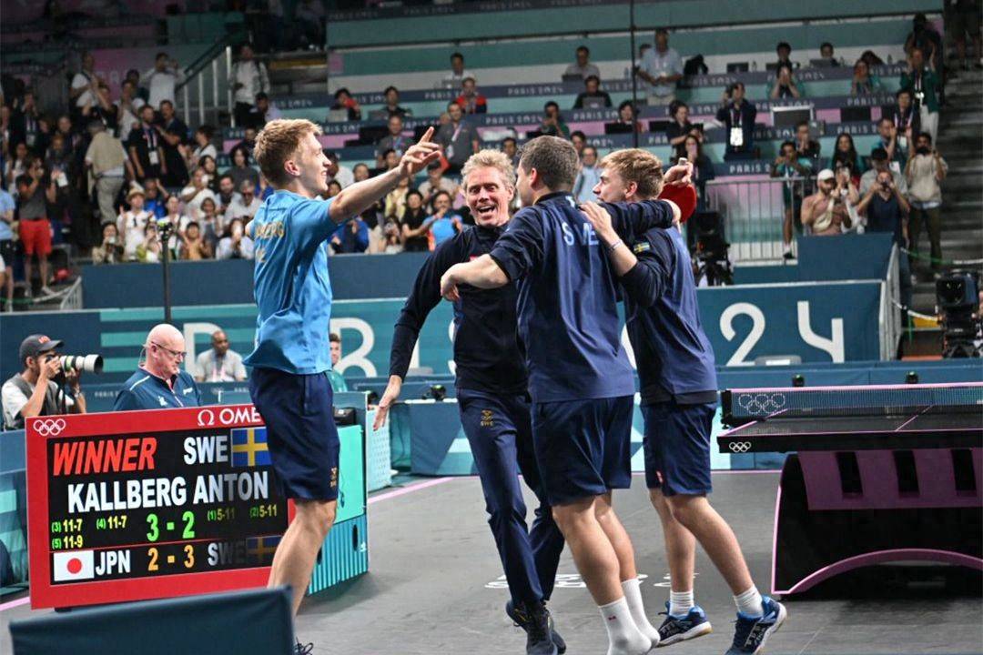 瑞典豪门球队在比赛中逆袭，夺得胜利