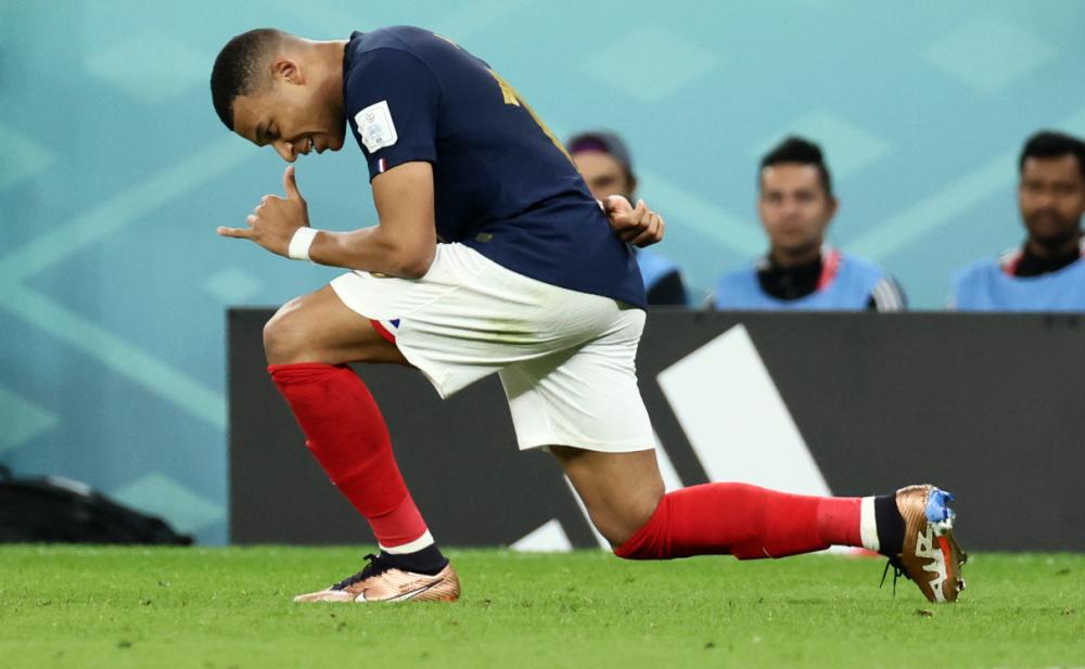 波兰轻取法国，姆巴佩高光表现