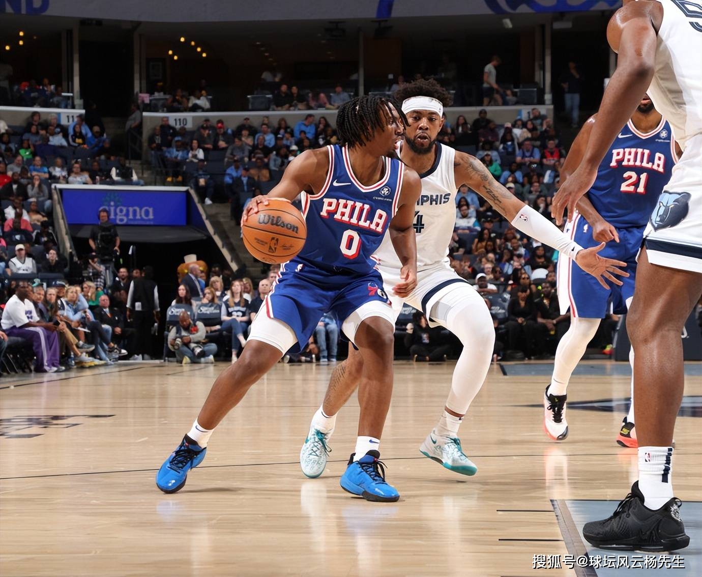 人主场战胜灰熊,恩比德力挽狂澜砍下全队最高分 人主场战胜灰熊,恩比德力挽狂澜砍下全队最高分