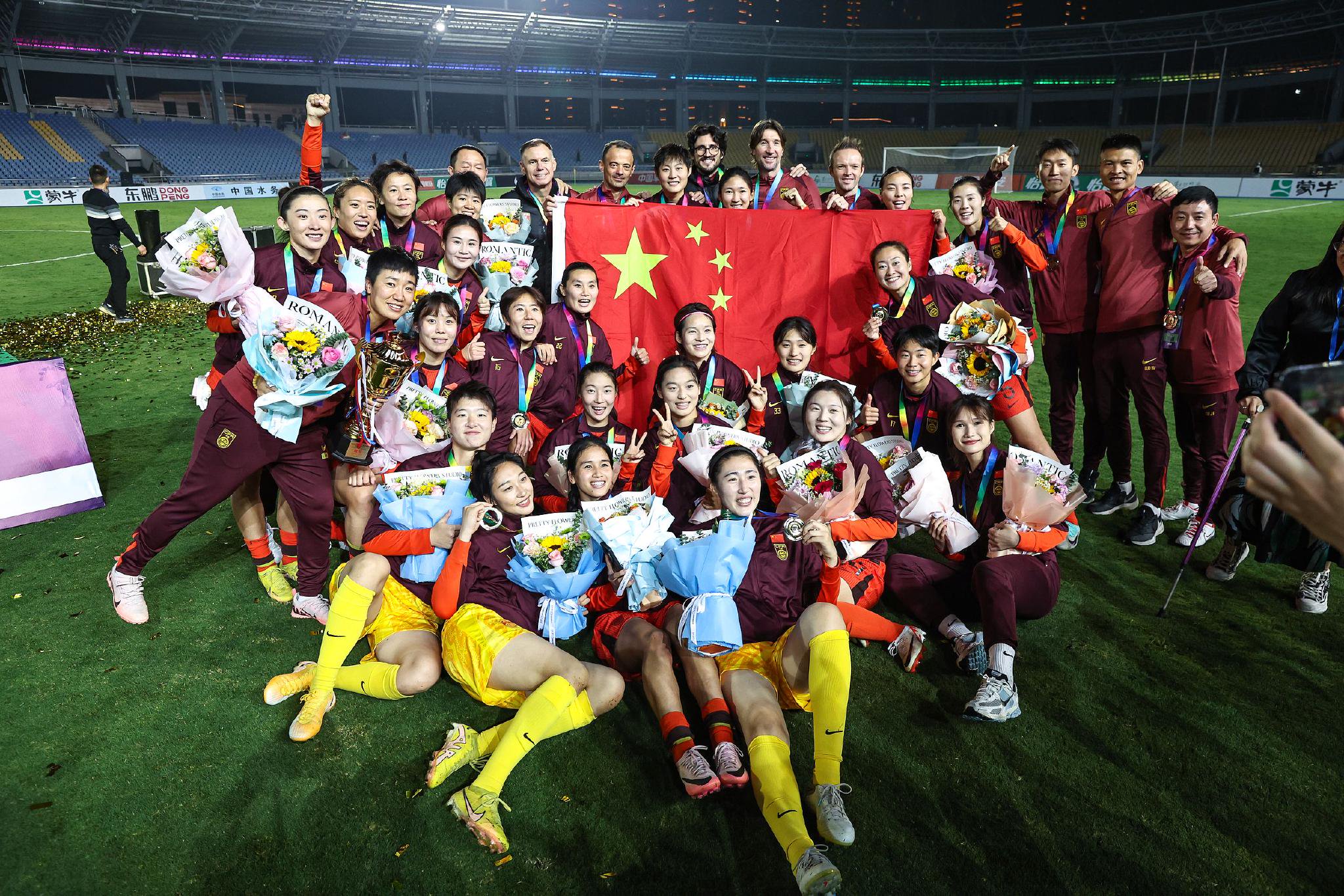 冠军联赛中一支国内球队大胜