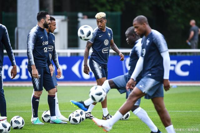 关于荷兰完胜奥地利，本泽马扛起全队的信息