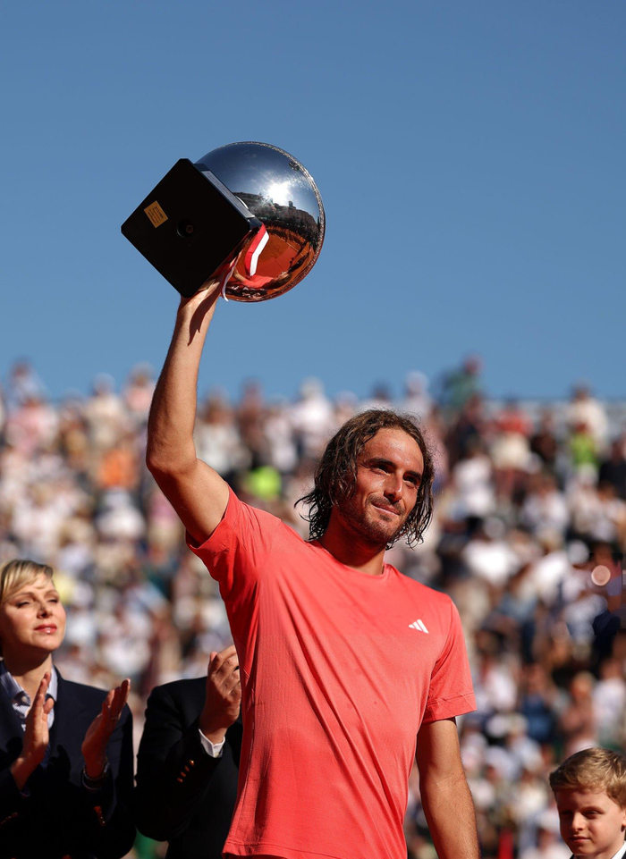 澳网完胜戴维斯杯，西西帕斯关键制胜